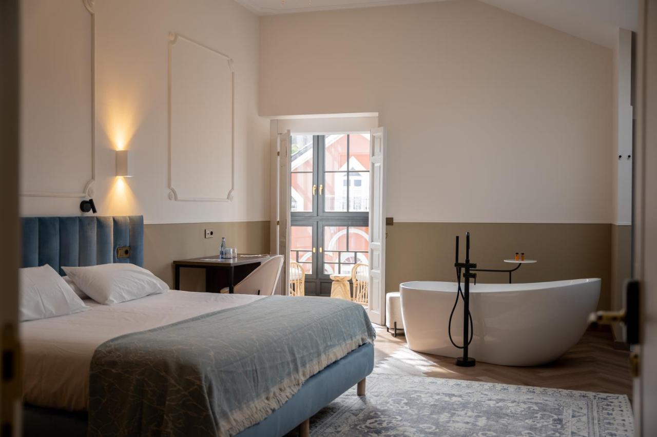 נואבה דה לאנס Hotel Boutique Las Indianas מראה חיצוני תמונה
